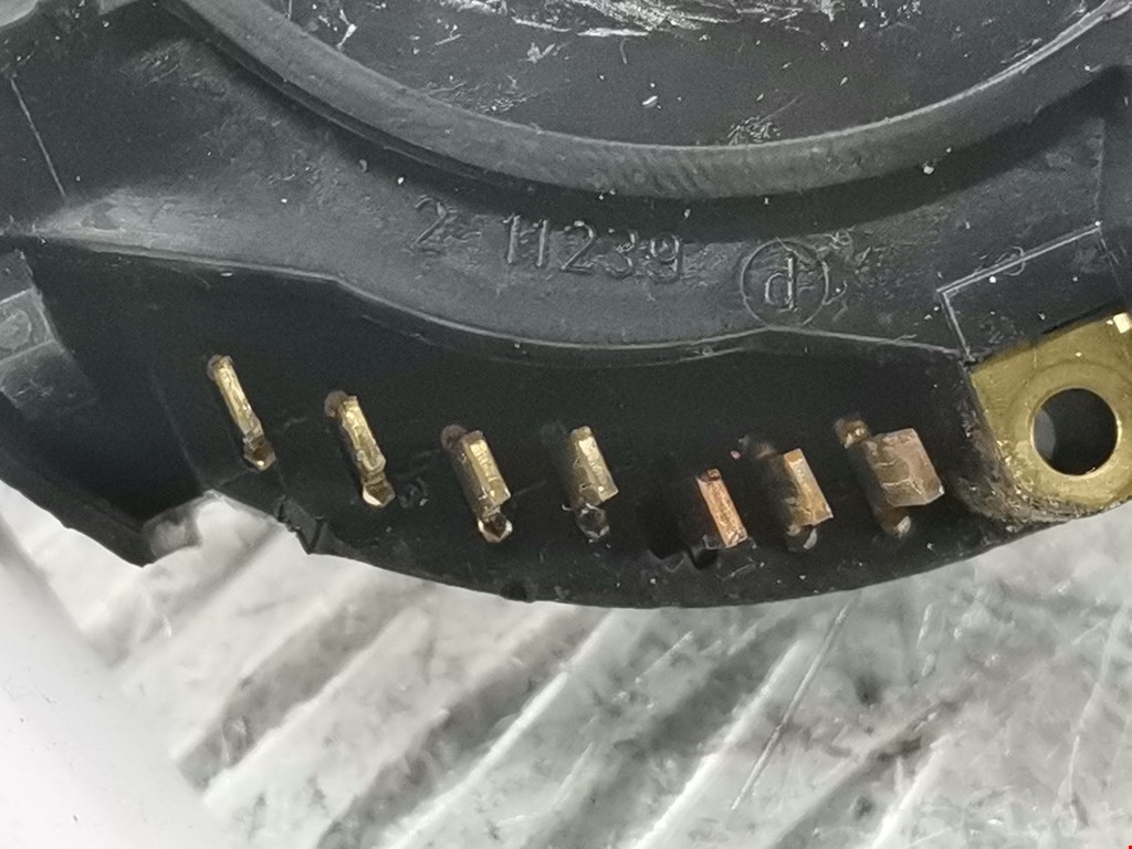 Переключатель поворотов подрулевой VOLKSWAGEN Polo II 1981-1994