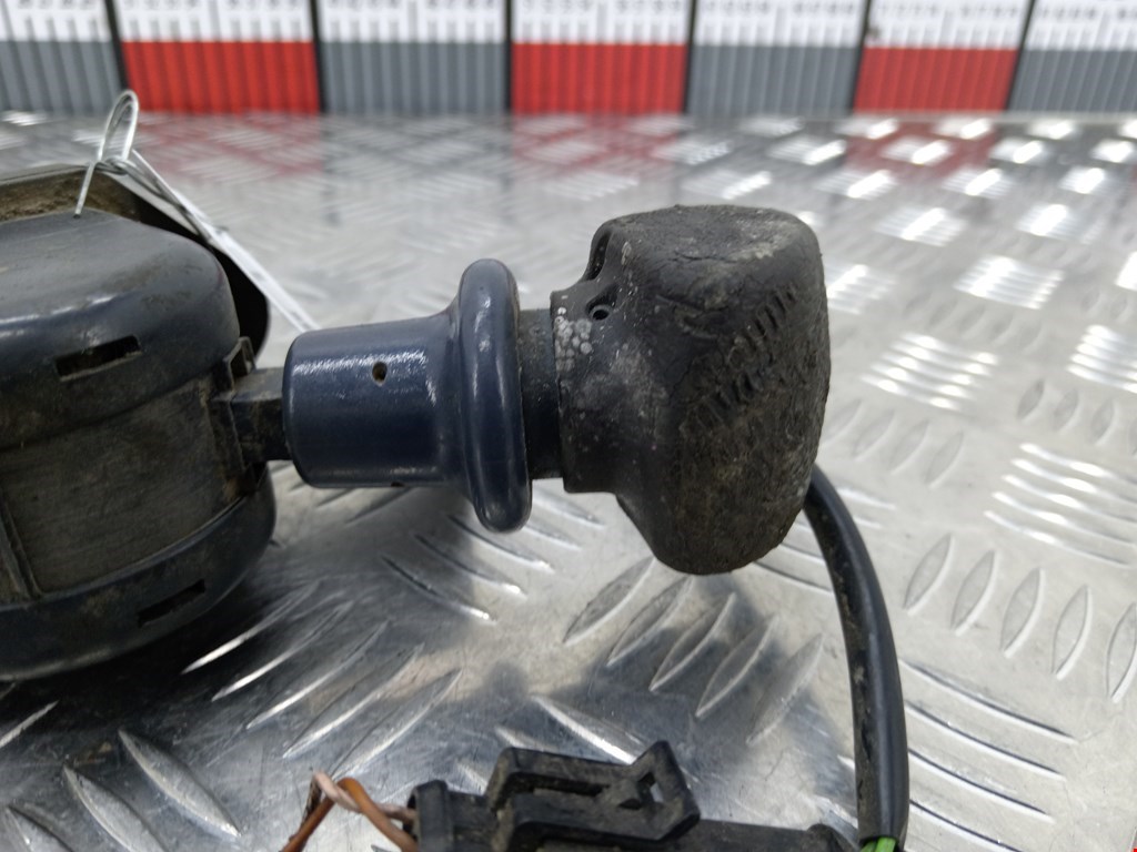 Рычаг стояночного тормоза (ручник) IVECO EuroCargo II 2003-2008