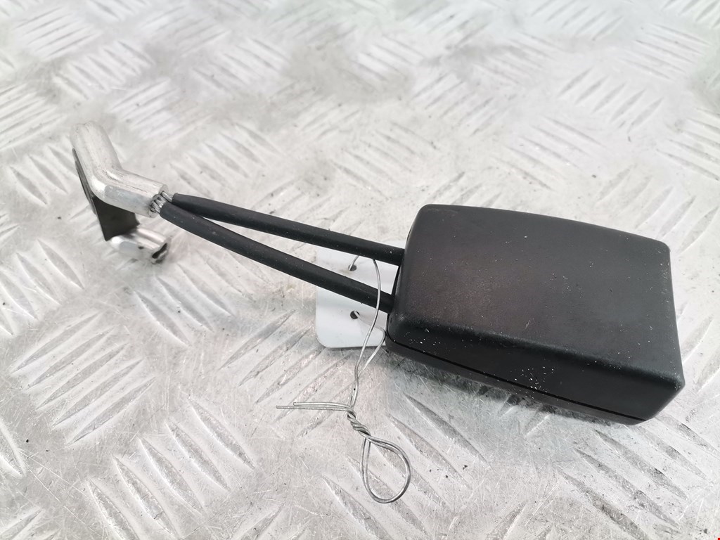 Замок ремня безопасности (преднатяжитель ремня безопасности) Mercedes CLS-Class (W219) (2004-2010)