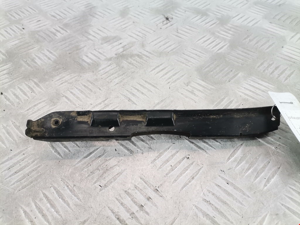 Кронштейн заднего бампера левый правый MERCEDES-BENZ CLS-Class C219 2004-2010