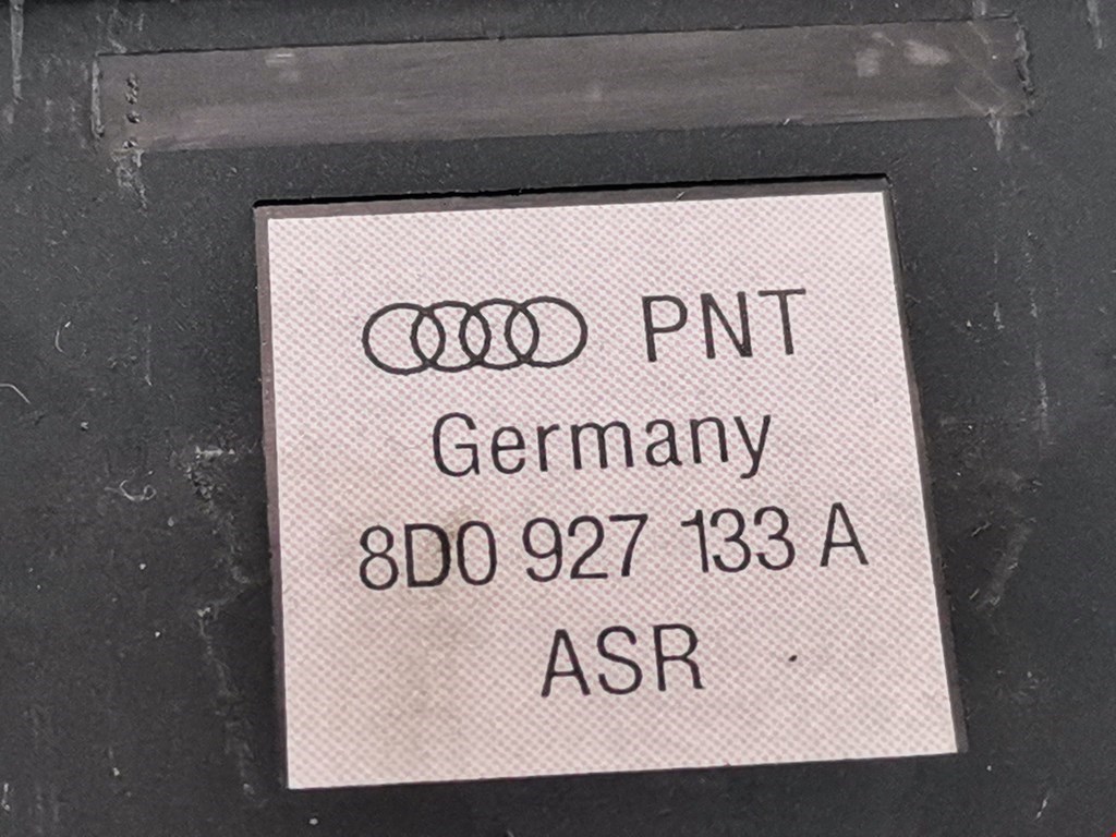 Кнопка антипробуксовочной системы AUDI A8 D2 1994-2002