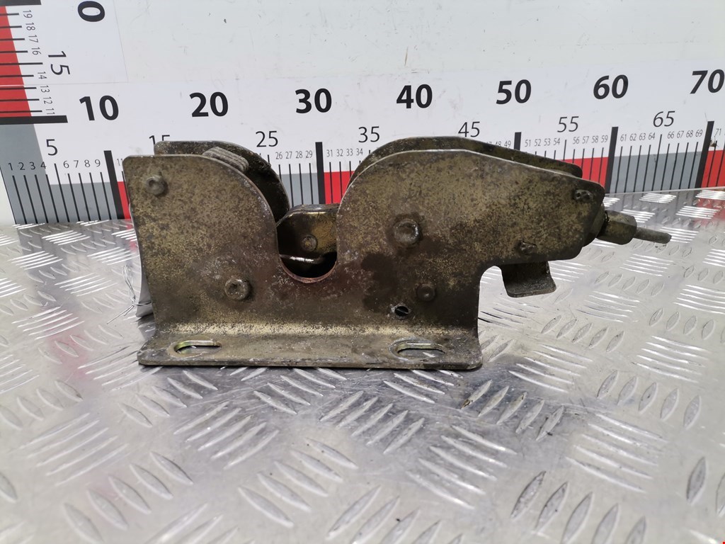 Замок капота IVECO EuroCargo II 2003-2008