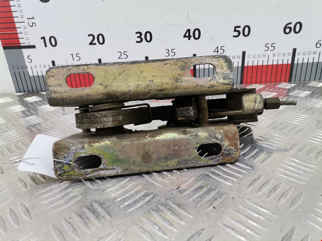 Замок капота IVECO EuroCargo II 2003-2008