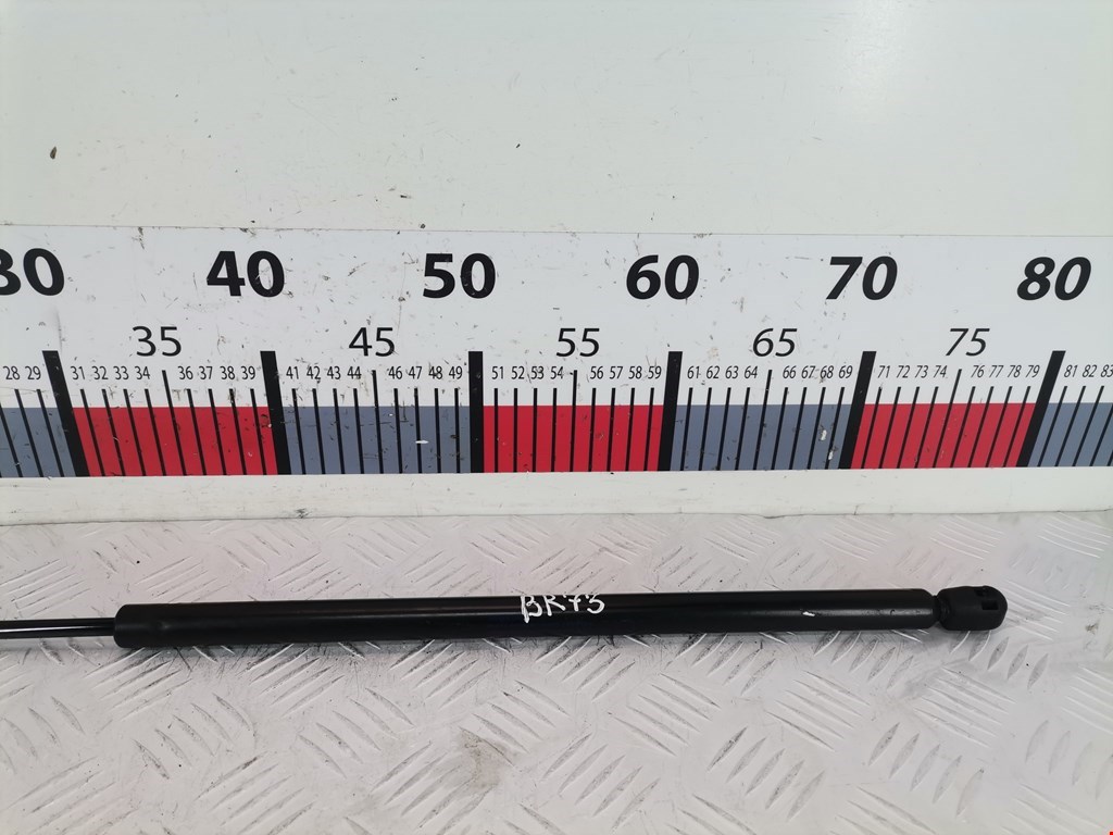 Амортизатор капота левый=правый AUDI A6 C5 1997-2004