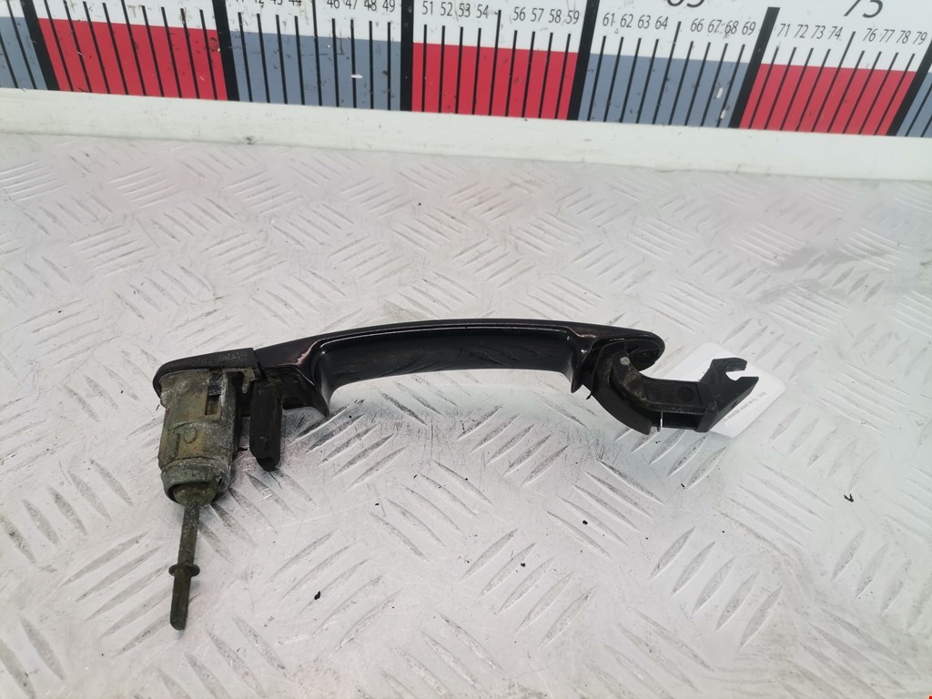 Ручка двери передней наружная левая SEAT Arosa 1997-2004