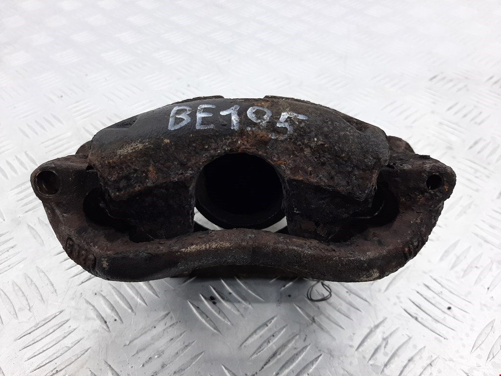 Суппорт передний правый RENAULT Kangoo 1997-2008