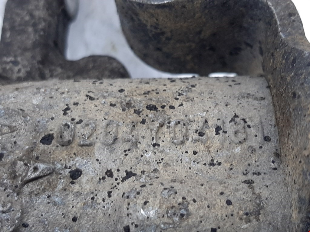 Суппорт задний правый CITROEN C4 Picasso 2006-2013