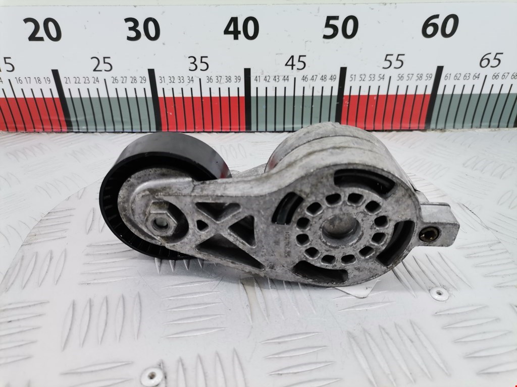 Натяжитель ремня генератора (приводного поликлинового ремня Audi A3 8P (2003-2013)