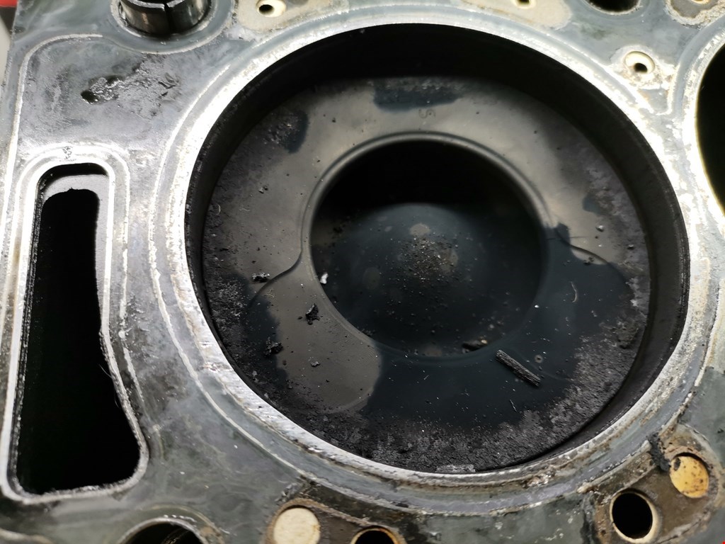 Блок цилиндров FORD C-MAX 2003-2010