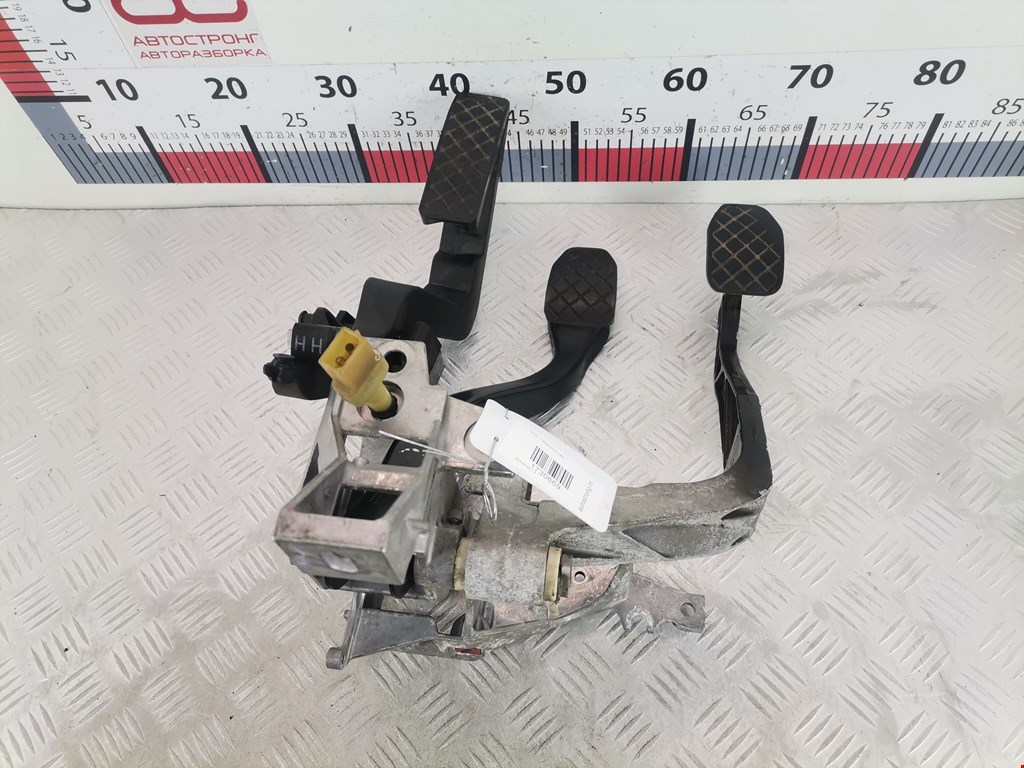 Блок педалей (педальный узел) AUDI A4 B5 1995-2001