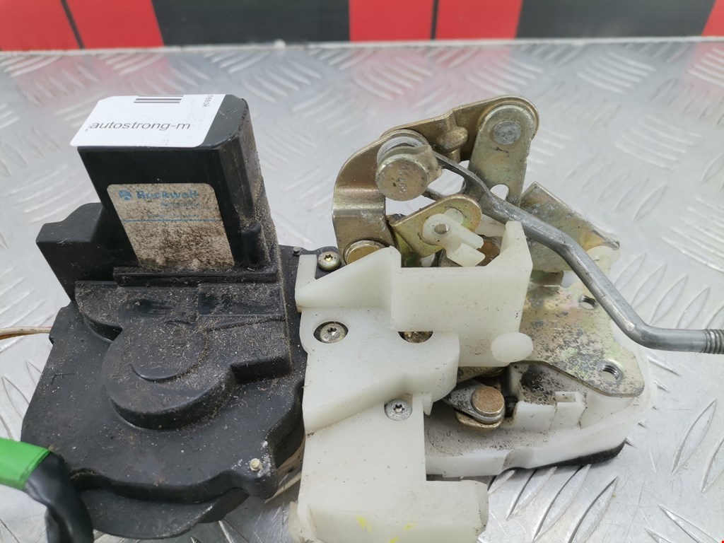 Замок двери задней левой HONDA Civic выбрать кузов 1995-2001