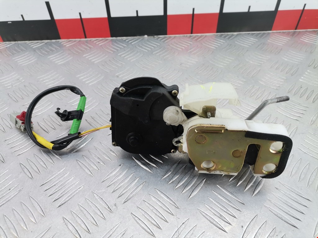 Замок двери задней левой HONDA Civic выбрать кузов 1995-2001