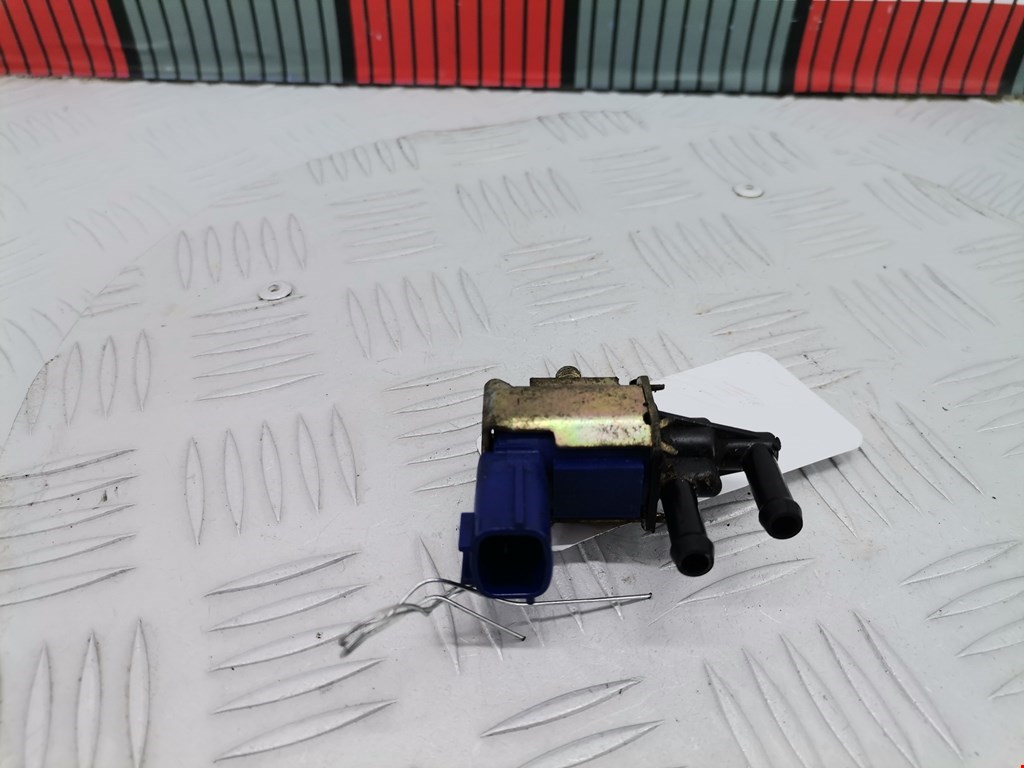 Клапан воздушного фильтра Nissan Primera P11 (1995-2002)