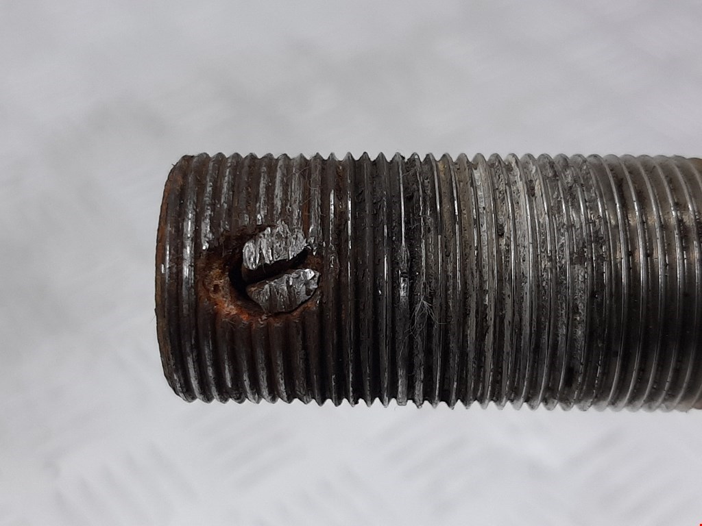 Полуось (привод, приводной вал) задняя левая NISSAN X-Trail T30 2000-2007