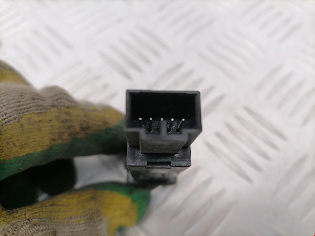 Кнопка аварийной сигнализации (аварийки) VOLVO V50 I 2004-2012