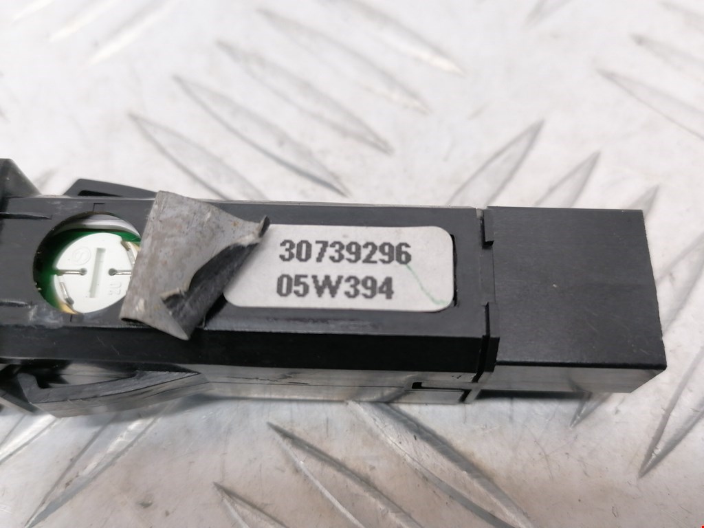 Кнопка аварийной сигнализации (аварийки) VOLVO V50 I 2004-2012