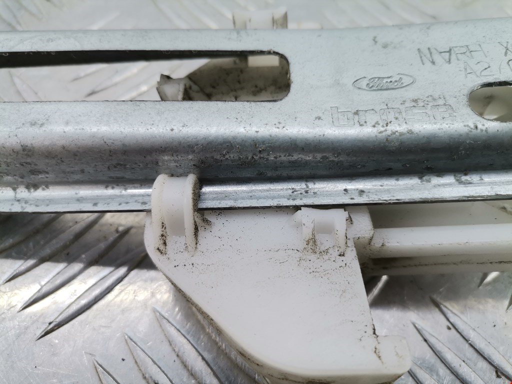 Стеклоподъемник задний правый FORD Focus I 1998-2005