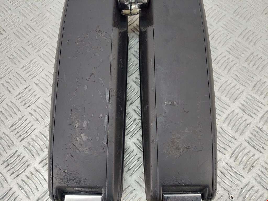 Подлокотник в салон AUDI A8 D3 2003-2010