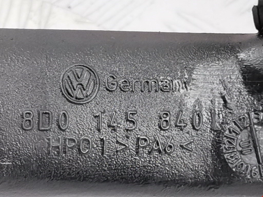 Патрубок интеркулера AUDI A4 B5 1995-2001