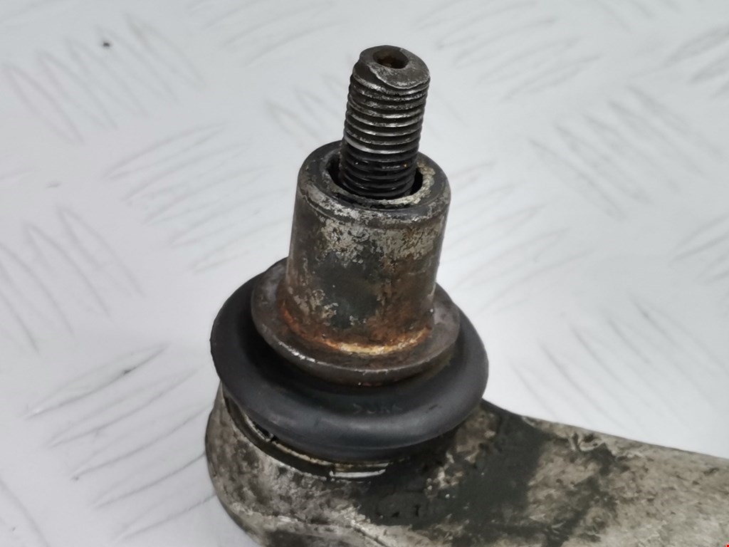 Рычаг передний правый VOLKSWAGEN Passat B5 1997-2005