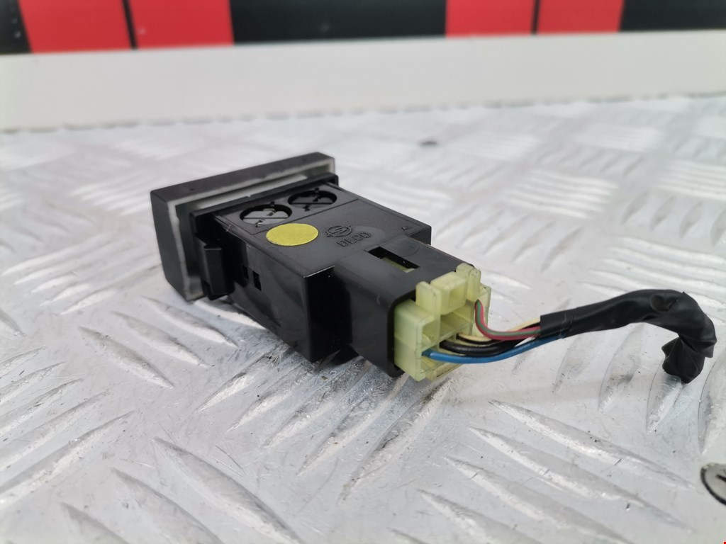 Кнопка включения противотуманных фар SSANG YONG Rexton 2002-2008