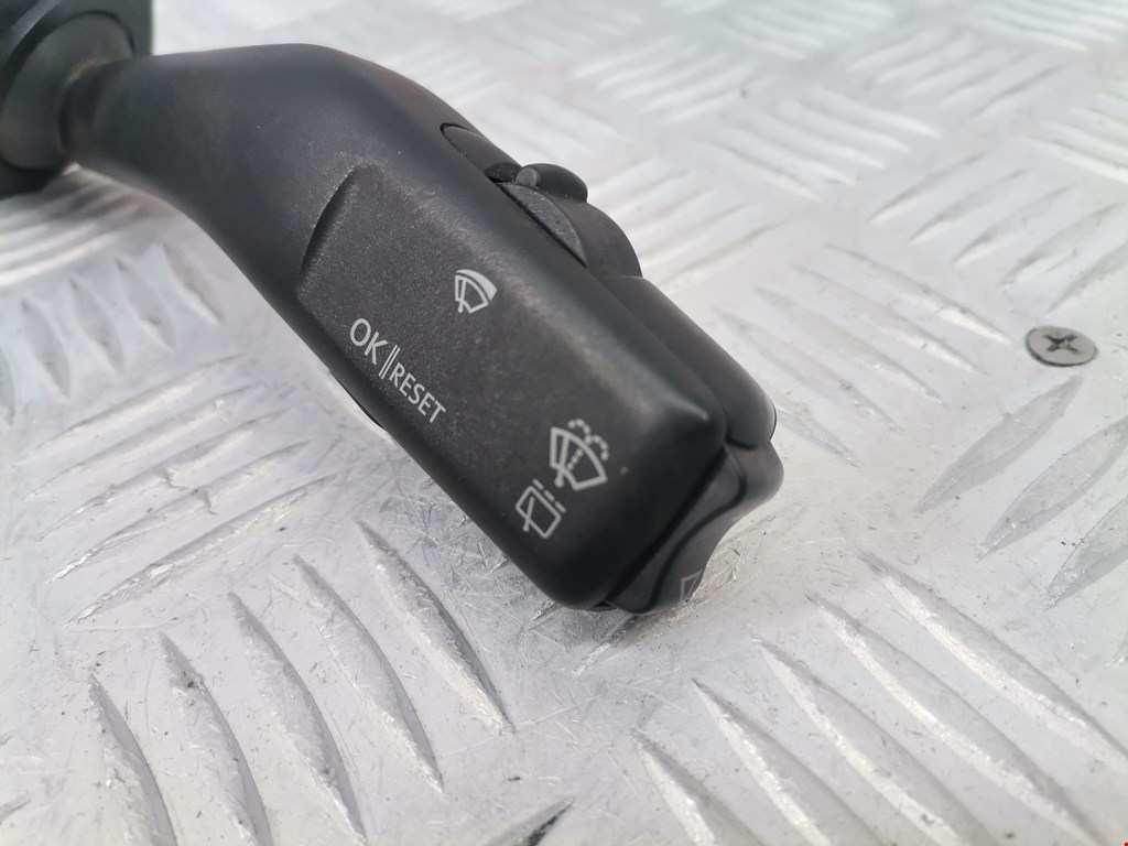 Переключатель стеклоочистителя VOLKSWAGEN Touran 2003-2010