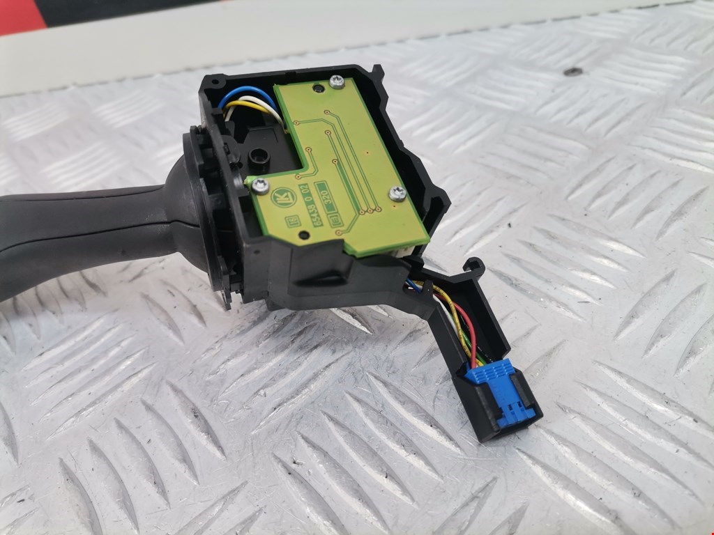 Переключатель стеклоочистителя VOLKSWAGEN Touran 2003-2010