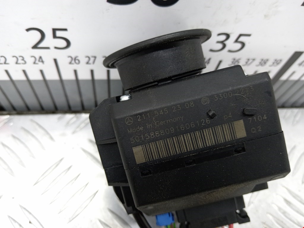 Замок зажигания MERCEDES-BENZ CLS-Class C219 2004-2010