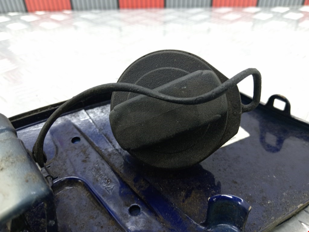 Лючок бензобака PORSCHE Cayenne 955/957 2002-2010