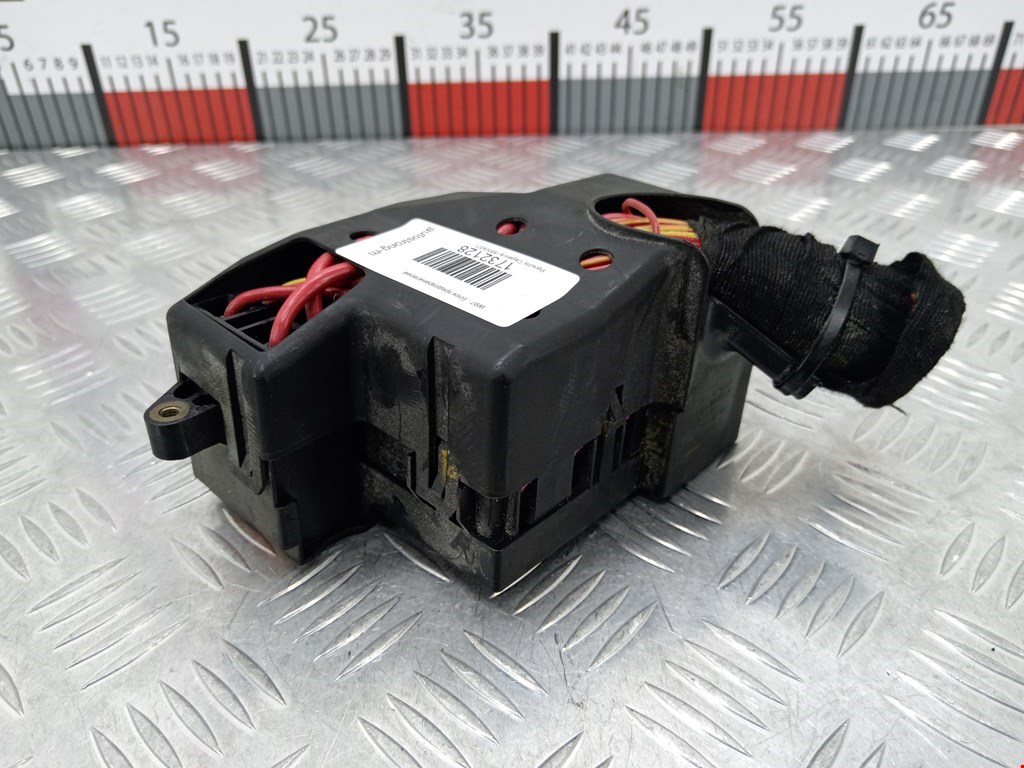 Датчик уровня в бачок омывателя PORSCHE Cayenne 955/957 2002-2010