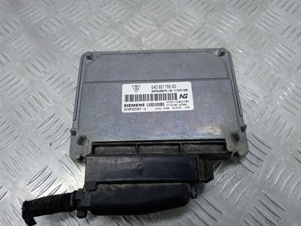 Блок управления раздаточной коробкой (полным приводом) Porsche Cayenne (955/957) (2002-2010)