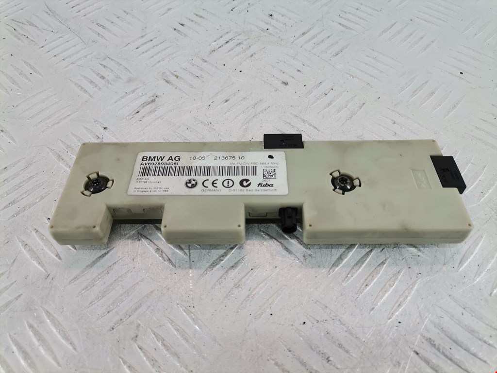 Усилитель антенны BMW 3er E90/E91 2005-2012