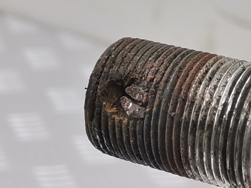 Полуось (привод, приводной вал) задняя правая NISSAN X-Trail T30 2000-2007