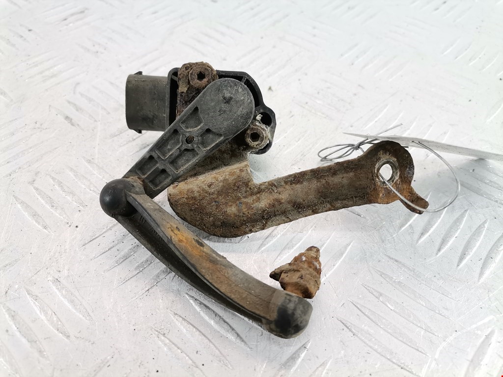 Датчик регулировки дорожного просвета BMW 3er E90/E91 2005-2012