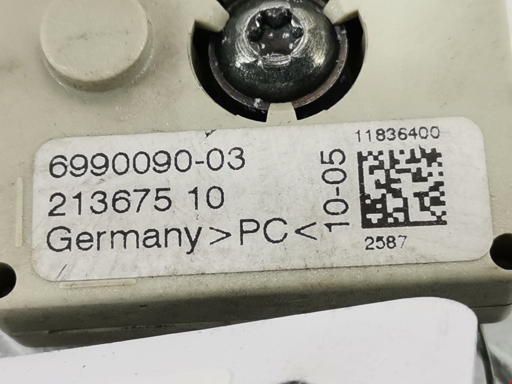 Усилитель антенны BMW 3er E90/E91 2005-2012