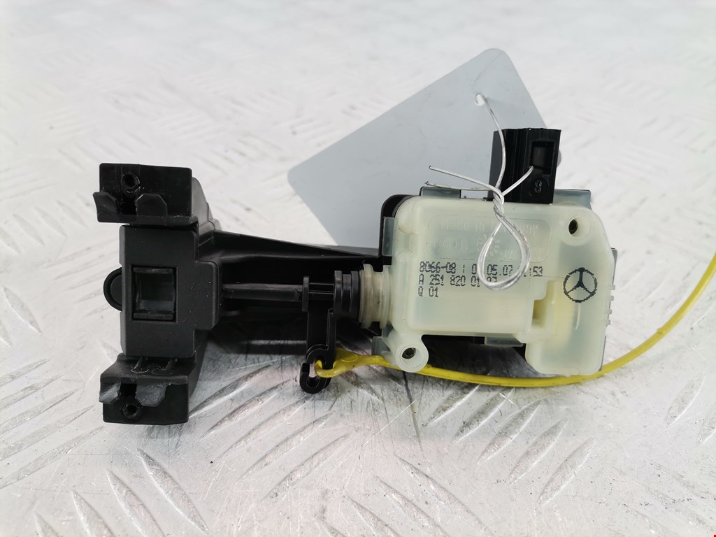 Активатор замка бензобака MERCEDES-BENZ M-Class W164 ML 2005-2011