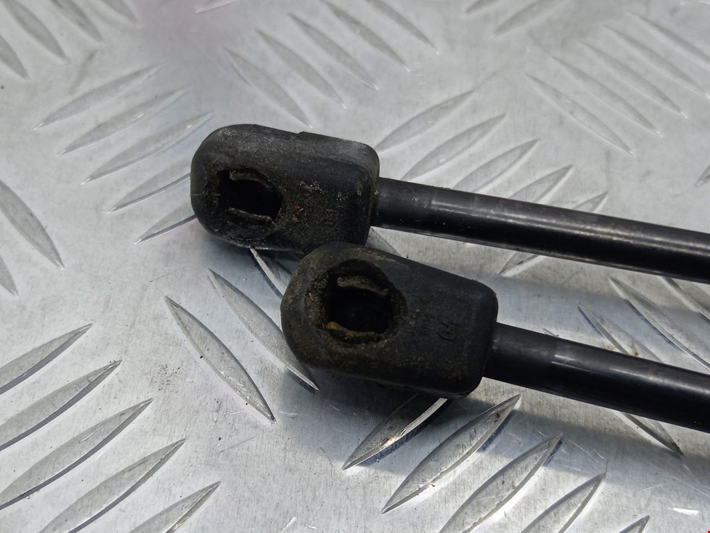 Амортизатор крышки (двери) багажника OPEL Corsa D 2006-2014