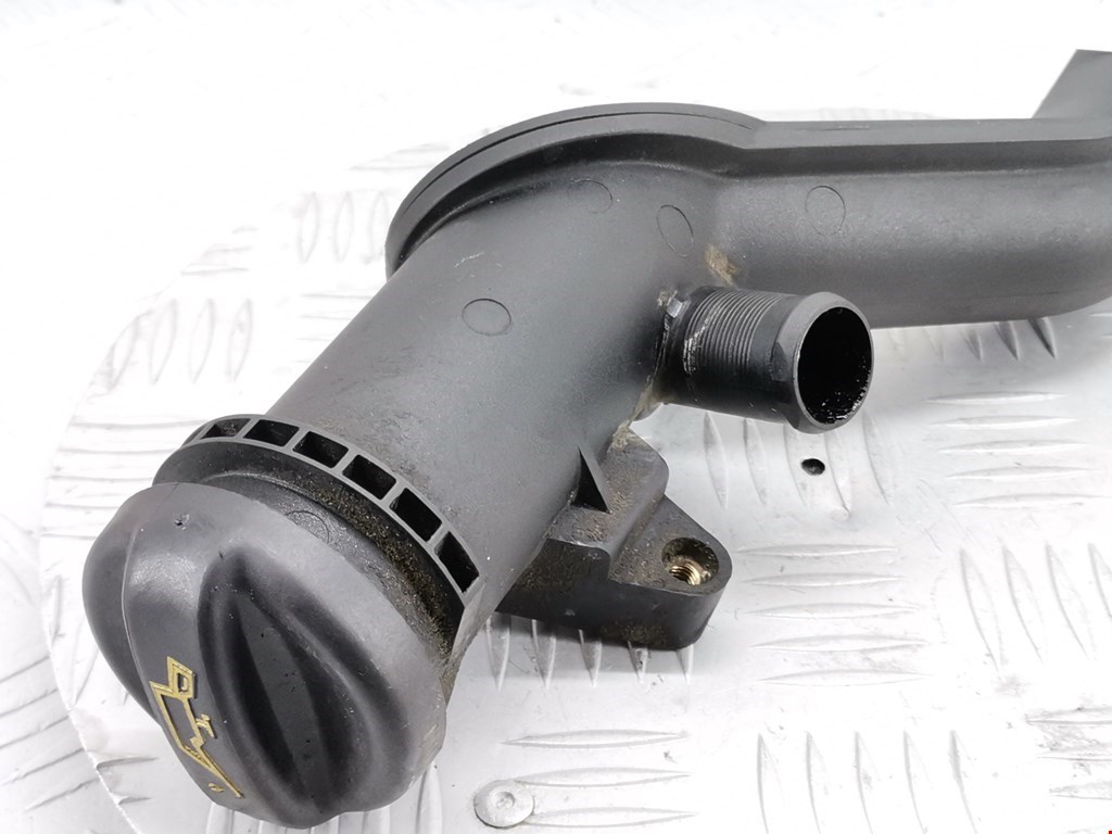 Горловина маслозаливная (залива масла) FORD C-MAX 2003-2010