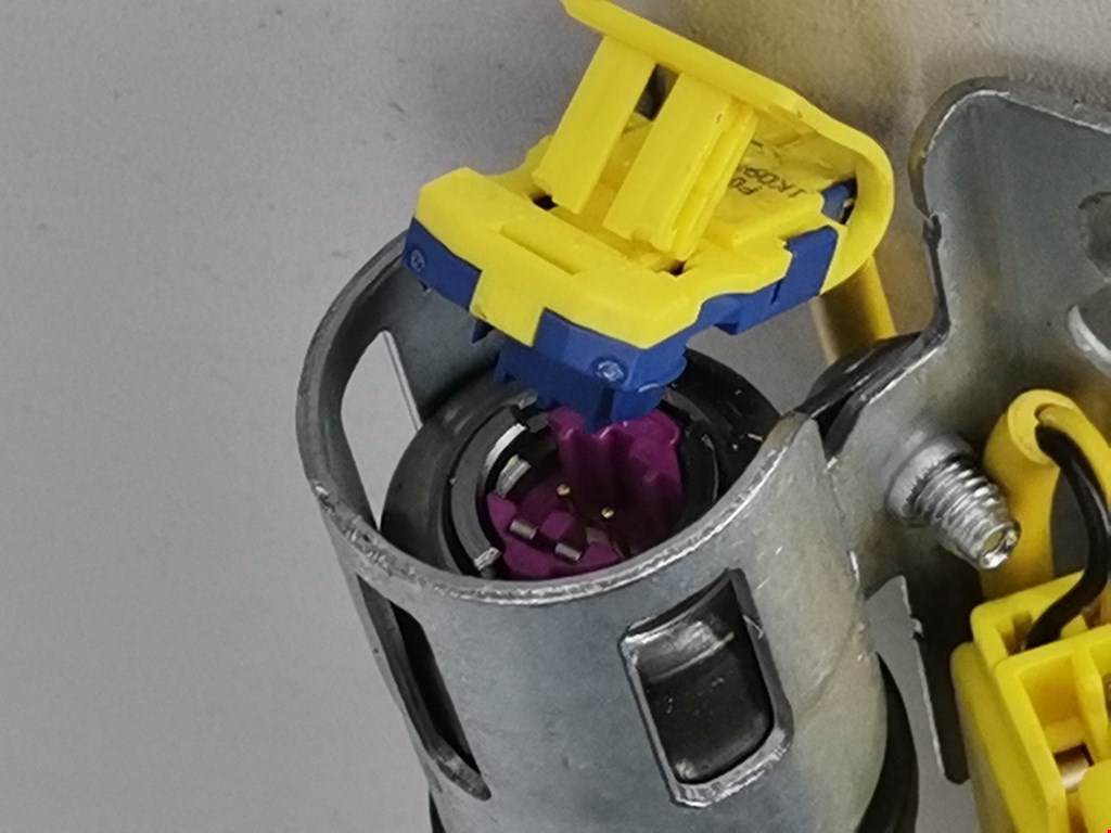 Подушка безопасности боковая (шторка) VOLKSWAGEN Golf V 2003-2009