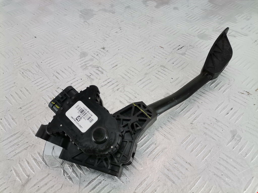 Педаль газа OPEL Meriva B 2010-2018