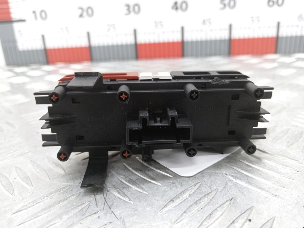 Кнопка аварийной сигнализации (аварийки) RENAULT Scenic II 2003-2010