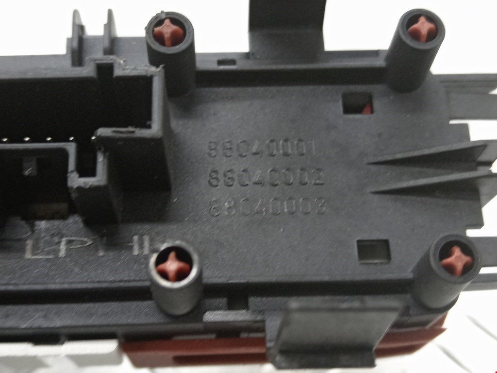 Кнопка аварийной сигнализации (аварийки) RENAULT Scenic II 2003-2010