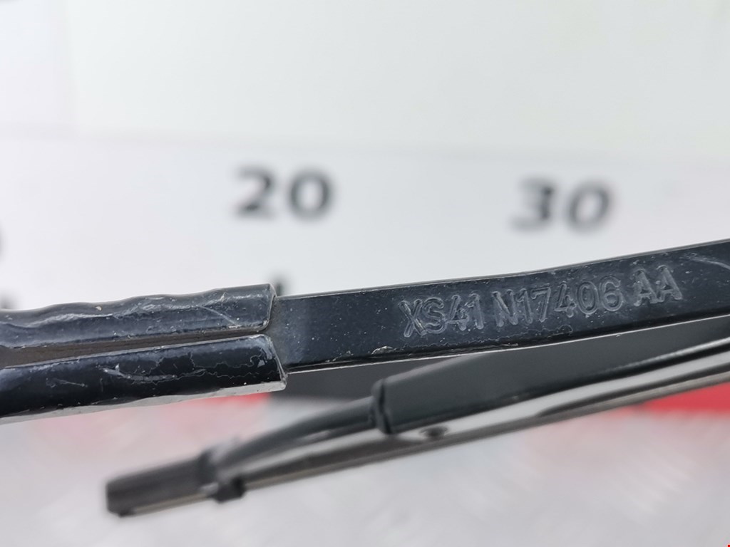 Поводок дворника задний (заднего) FORD Focus I 1998-2005