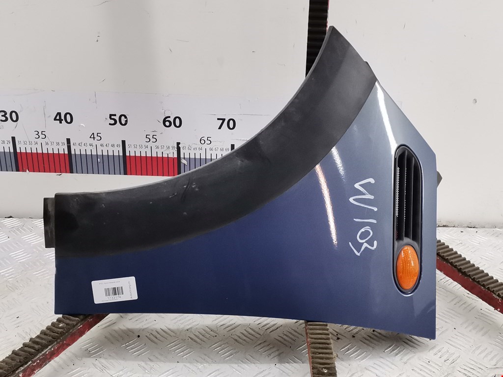 Накладка декоративная (молдинг) крыла переднего левого Mini One Hatch 1 (R52) (2001-2007)