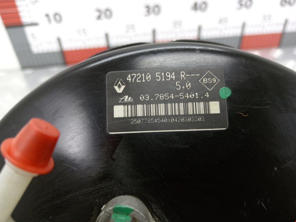 Усилитель тормозов вакуумный DACIA Sandero 2008-2012