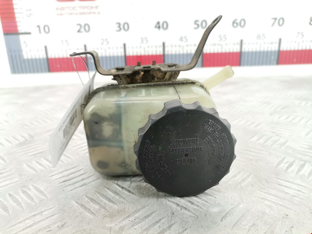 Бачок ГУР (гидроусилителя) TOYOTA Avensis 1997-2003