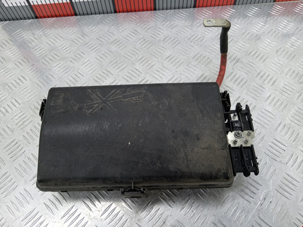 Блок реле OPEL Insignia 2008-2017