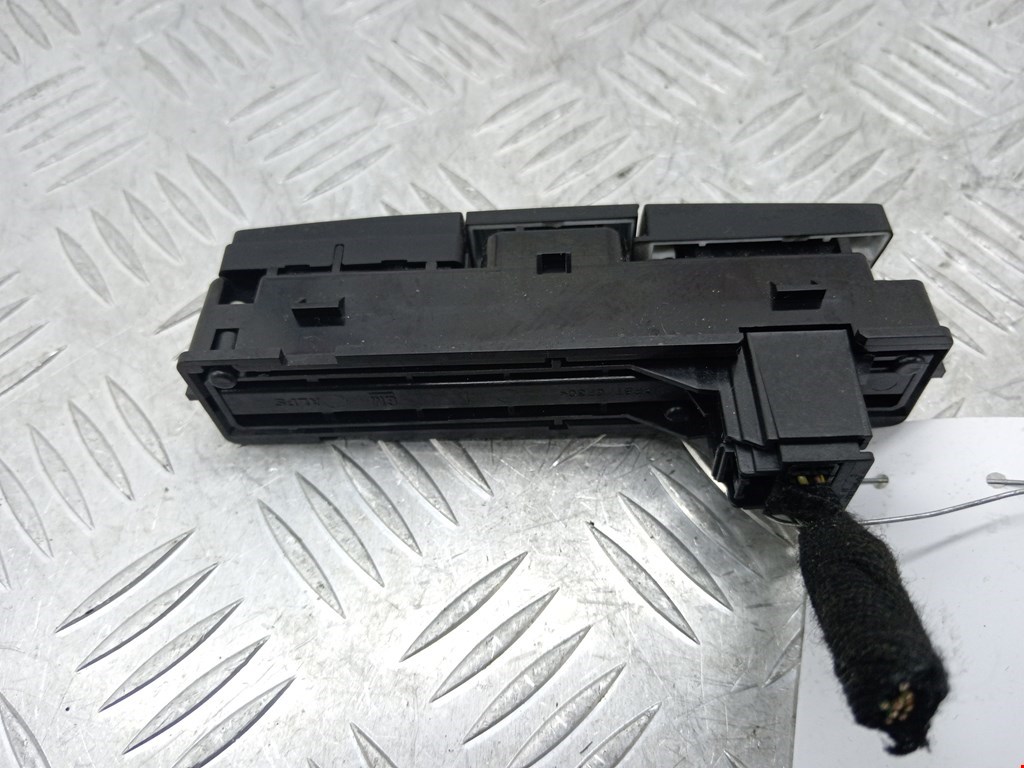 Кнопка аварийной сигнализации (аварийки) OPEL Insignia 2008-2017