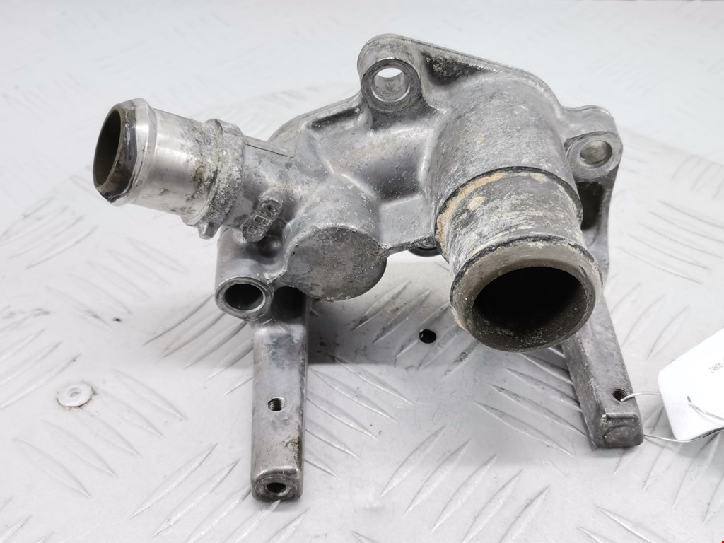 Тройник системы охлаждения FORD Focus I 1998-2005