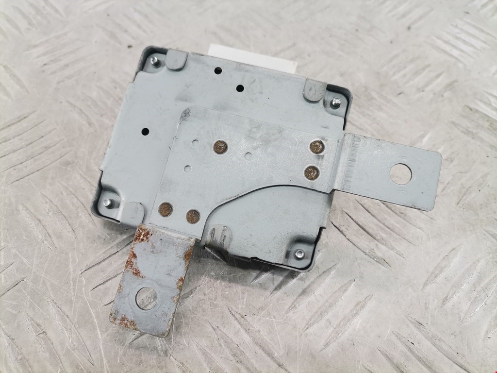 Блок управления парктрониками HYUNDAI Santa Fe CM 2005-2012